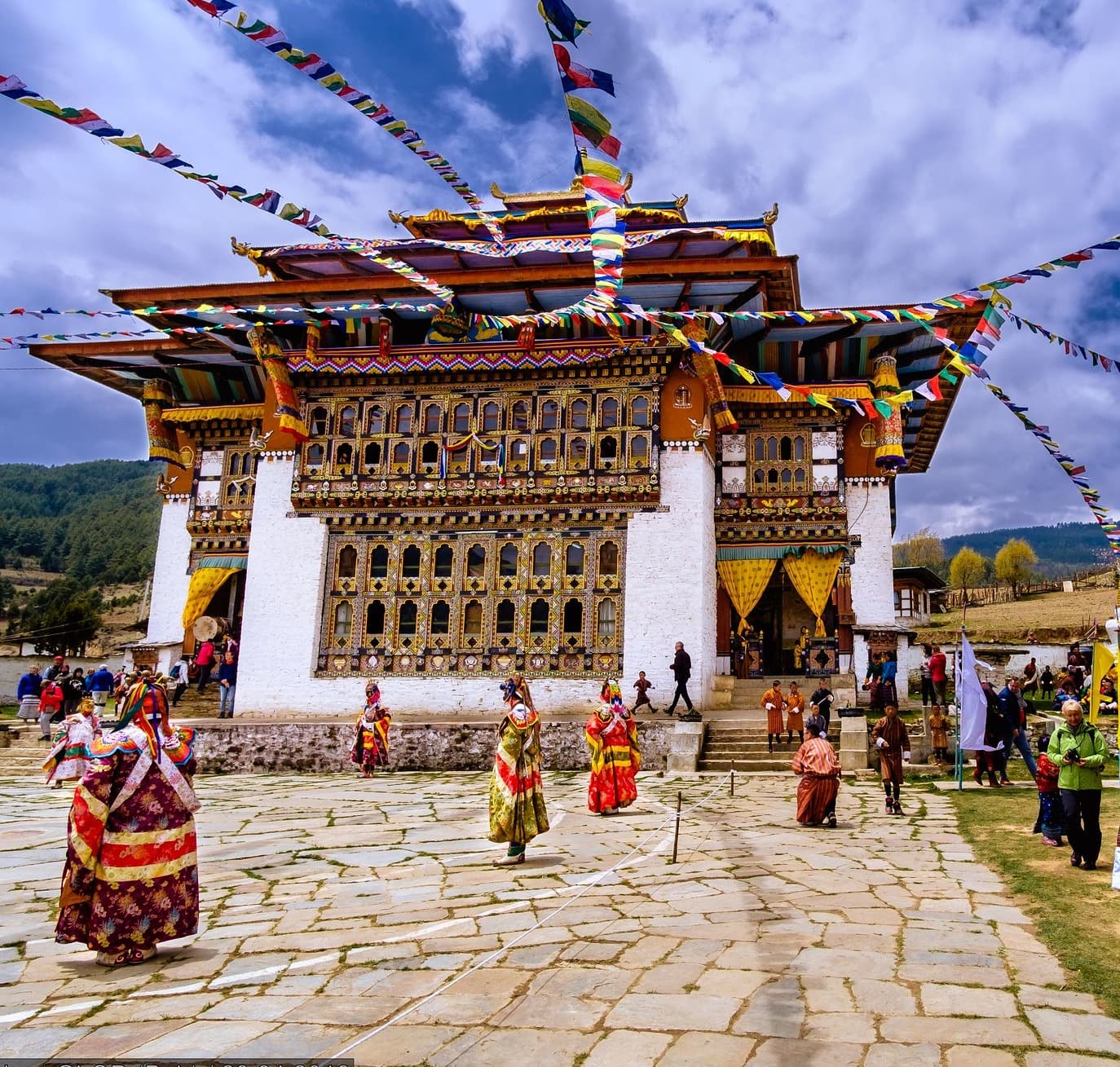 Ura Yakchoe Tshechu (Festival)